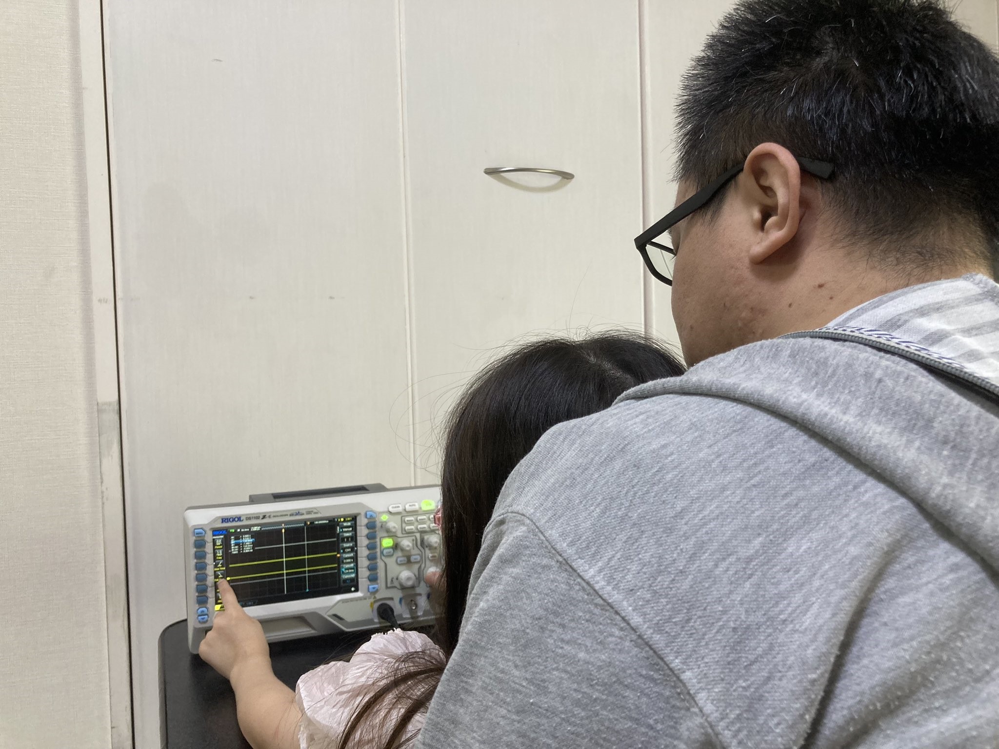 オシロスコープを買いました